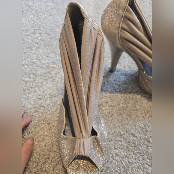 Madden Girl - Elegant Tan and Gold Women's Heels - Picture 2 of 10